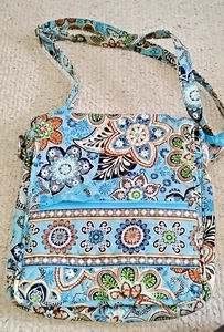 Vera Bradley Crossbody Bag Wallet with straps Light Blue Floral Purse Quilted - Picture 1 of 14