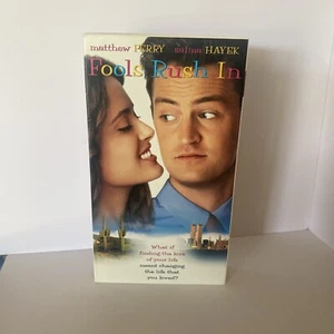 Fools Rush In (VHS 1997) Matthew Perry, Salma Hayek - Picture 1 of 4