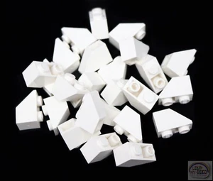 LEGO Classic - 20 x 45 Degree Inv Slope Brick - 1x2 - White - New - 3665 - Picture 1 of 4