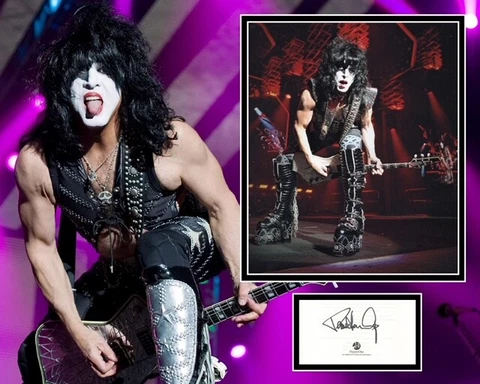 PAUL STANLEY SIGNED KISS PHOTO MOUNT UACC REG 242 Cover