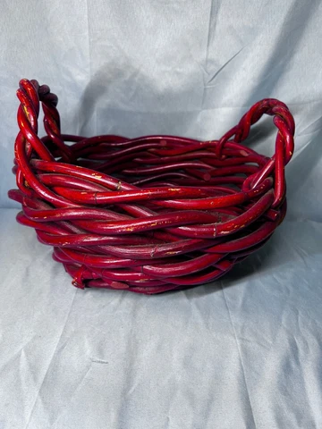 Red Decorative Collectible Modern Serving Woven Basket With Handles Cover