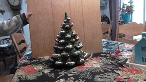 Vintage Form Keramik Weihnachtsbaum beflockt Schnee 13" ohne Sockel 1980 Mängel - Bild 1 von 7