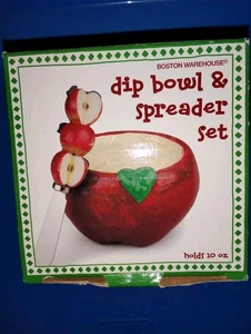 Boston Warehouse Apple Dip Bowl & Spreader Set Totalmente NUEVO en Caja Muy RARO - Imagen 1 de 3