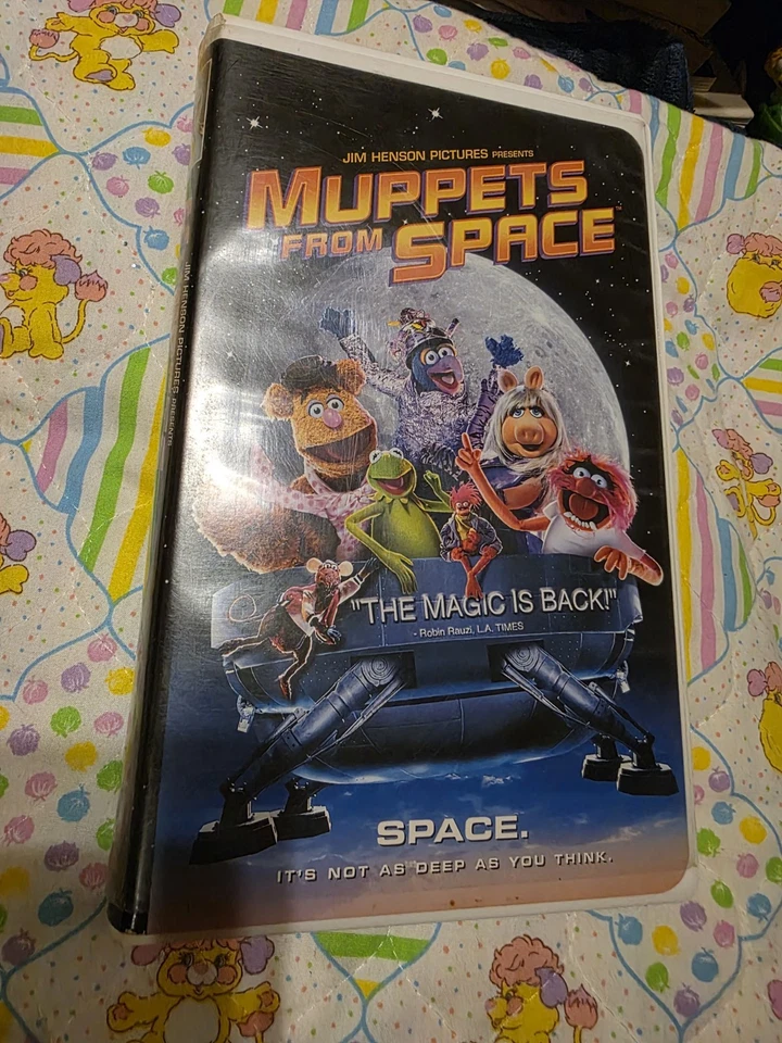 MUPPETS FROM SPACE - VHS - 1999 - JIM HENSON - In Clamshell - Image 1 of 1