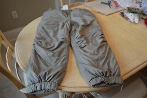 USGI Extreme Cold Weather Trousers Generation III Layer 7 Military MED REG NWT - Picture 1 of 6