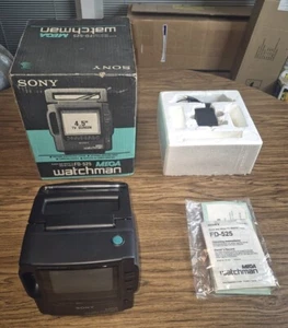Vintage Sony Mega Watchman FD-525 Portable B&W TV AM/FM Radio Tuner getestet funktioniert - Bild 1 von 13