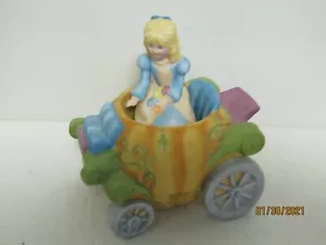 Figurina Cenerentola Franklin Sorprese Fiaba Dipinta a Mano 1986 Come Nuova - Foto 1 di 3