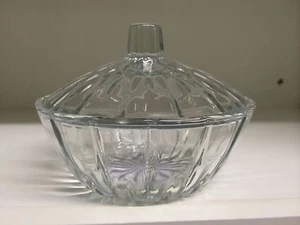 Clear Hand Cut Glass Covered Candy Dish Bowl - Picture 1 of 9