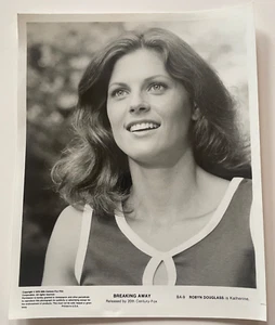 Breaking Away (1979) Vintage 1970s Movie Photo Robyn Douglass Portrait Film Pic - Picture 1 of 3
