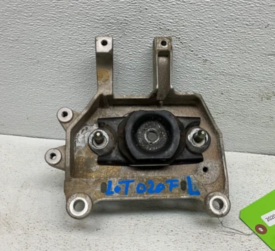 Nissan Versa 2020 tracción delantera izquierda lado del conductor motor caja de cambios montaje, lote OEM 020 Foto 1 de 4