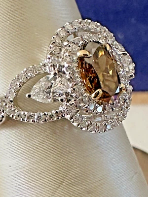 18kt white gold cluster ring with 0.53ct. cognac diamond,size 6.5. - Image 1 of 4