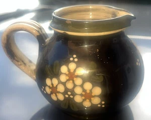 Swiss Folk Art Pottery Hugo Kohler Biel Pitcher Creamer Signed 4.5" maiden rare - Picture 1 of 14