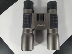 Sharp Pair 8x32 MEADE TRAVELVIEW ROOF PRISM BINOCULARS, With Nylon Belt Case - Picture 1 of 9