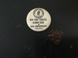 Tuskeegee Airmen Anniversary Pinback New York University 1978 - Bild 1 von 2