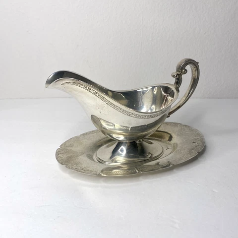 Antique Francis I Sauce Gravy Boat & Saucer Silver Plate 2109 Meriden S.p Co Cover