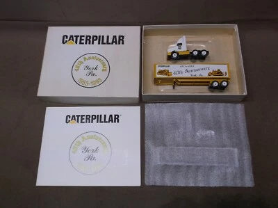 BOXED WINROSS CATERPILLAR YORK PA 1993 40TH ANNIVERSARY BULLDOZER TRENCHER - Image 1 of 4