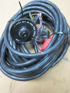 KIT DE CÂBLAGE JOHNSON EVINRUDE 25 À 235 FAISCEAU INSTRUMENT CÂBLE ASSY. NEUF 1973-94 - Photo 1/8