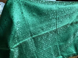 Brocado de seda vintage años 60 de Damasco verde floral aprox. "36"" de ancho X 3 1/2 yardas" - Imagen 1 de 2