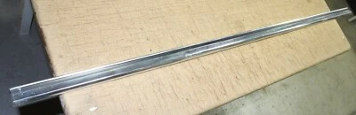 Ford Galaxie 500 1963 4 puertas Sdn Htp Nuevo de Lote Antiguo Cuarto derecho Exterior Moldura delantera inferior Foto 1 de 4