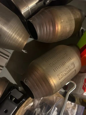 Silenciadores e ressonadores LEXUS RC-F 2015-2025 - Imagem 1 de 4