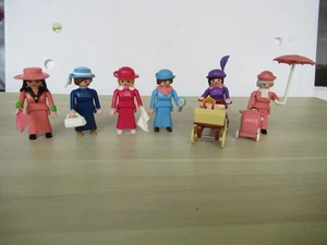 6  Playmobil Figuren Damen Kinderwagen  Baby für Puppenhaus 1900  rosa Serie - Bild 1 von 9