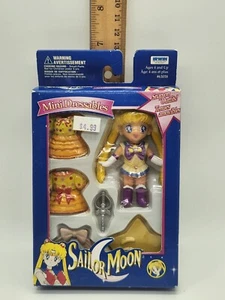 Sailor Moon Mini Dressables Sailor Moon-in box- complete 1997 - Picture 1 of 5
