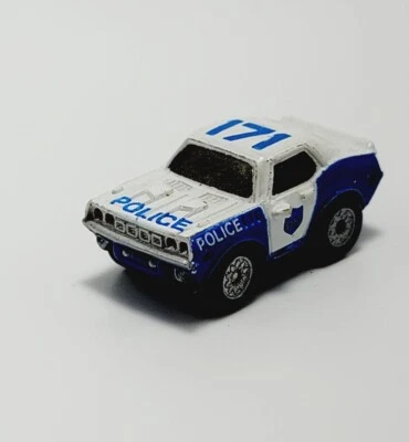 Coche de policía de colección Galoob Micro Machines Plymouth Barracuda #171 Mopar 1:160 Cuda Foto 1 de 4