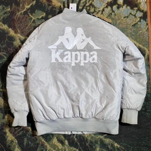 Graue und schwarze Windbreaker Collegejacke von Kappa. - Bild 1 von 7