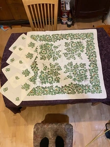 Vintage handbemalte Leinen Tischdecke & 4 Servietten grün Blumenmuster 34x34 - Bild 1 von 5