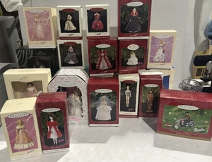 Barbie Hallmark Keepsake Ornaments Holiday Collectors Series und mehr - Bild 1 von 13