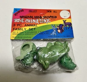 Figuras de rana Reubens de colección miniaturas 3 piezas nuevo stock antiguo en paquete original - Imagen 1 de 8