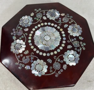 Inlaid Mother of Pearl Trinket Box with Inserts Hexagon Shape Korea - Picture 1 of 18