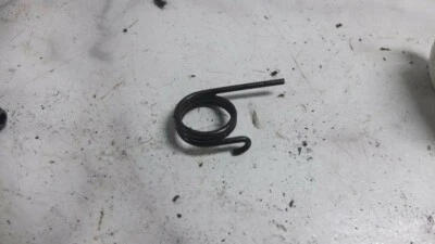 82 83 雅马哈 XT200 XT 200 制动弹簧  — 第 1/2 张图片