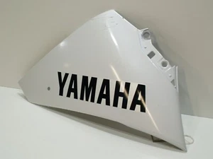Carenado inferior derecho Yamaha YZF-R1 09-14 blanco 14B-W2839-40-P2 genuino - Imagen 1 de 7