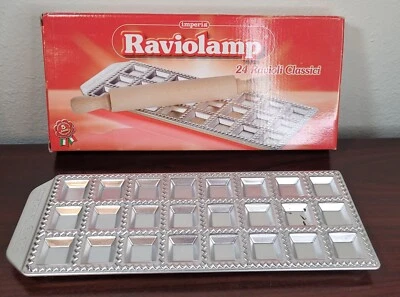 Imperia Raviolamp 24 Ravioli Classici with MISSING Rolling Pin (Tray Only) - Image 1 of 4