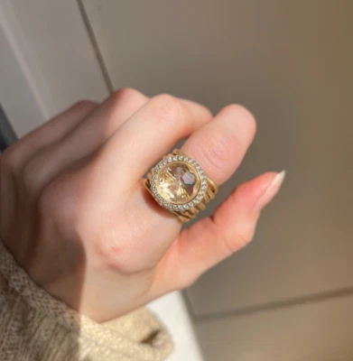 Anillo mate vintage de oro amarillo de 18 quilates redondo grande con halo de melocotón diamantes piedras preciosas Foto 1 de 4