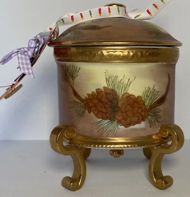 Sewing Pine Come Footed Pot Notions Pin cushion Buttons 3 - Image 1 of 4