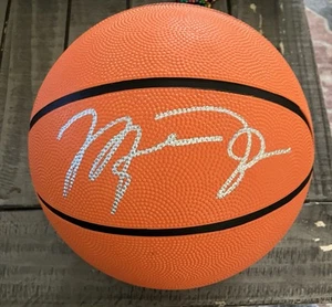 Michael Jordan Autographed Ball With COA - Picture 1 of 4