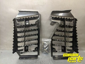 Pozos de pie autolimpiables de aluminio Can Am G2 Outlander 715004759 - Imagen 1 de 9