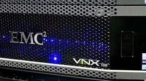 DELL EMC Los Von Komponenten VNX5200 Speichergehäuse - Bild 1 von 7