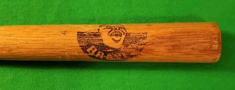 Vintage ATLANTA BRAVES 18" Mini Bat (w/Screaming Brave logo) Cover