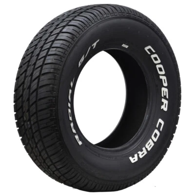 COOPER Cobra Radial G/T P235/70R15 102T RWL (Quantity of 4) Foto 1 de 4