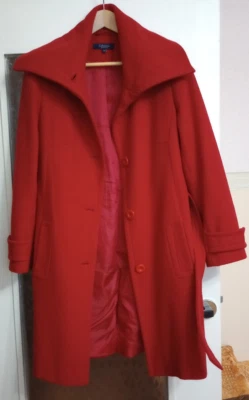 Red women's demi-season coat 70% wool size UK-14 (EU-42) - Bild 1 von 4