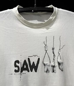Saw Movie 90s Weiß Kurzarm Unisex T-Shirt Reprint Tee - Bild 1 von 4