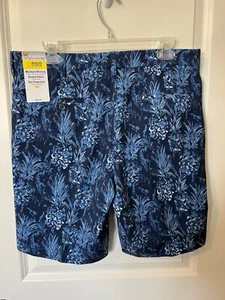 NICKLAUS SHORTS MENS 34 BLUE UPF-50 MOISTURE WICK STRETCH TROPICAL PINEAPPLE NWT - Picture 1 of 4