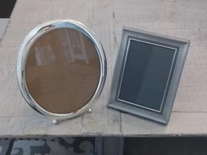 SET OF SILVER FINISH PICTURE FRAMES 5×7 SQUARE AND 7×9 OVAL DESK OR WALL MOUNT - Picture 1 of 14