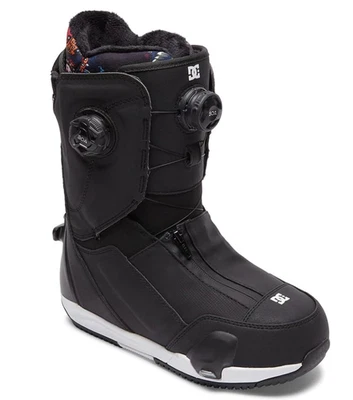 Womoen's DC MORA STEP ON Snowboard Boots, size 7 - Image 1 of 4