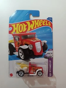 Hot Wheels Gotta Go HW Designed By 3/5 Car 84/250 Toilet - Picture 1 of 5