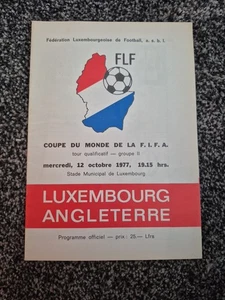 LUXEMBOURG V ENGLAND 1977 INTERNATIONAL - Picture 1 of 2