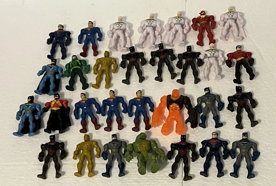 Mattel DC Mighty Minis Lot Of 30 Figures Batman Unlimited Robin, Flash, Superman - Image 1 of 4